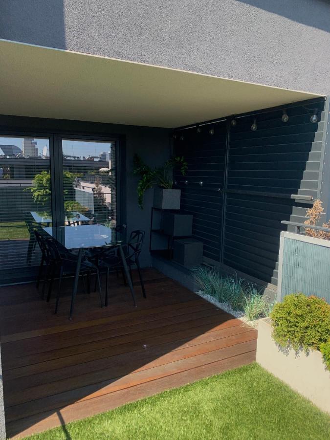 Ekskluzywny Penthouse Z Ogrodem W Centrum Lodzi Exteriér fotografie