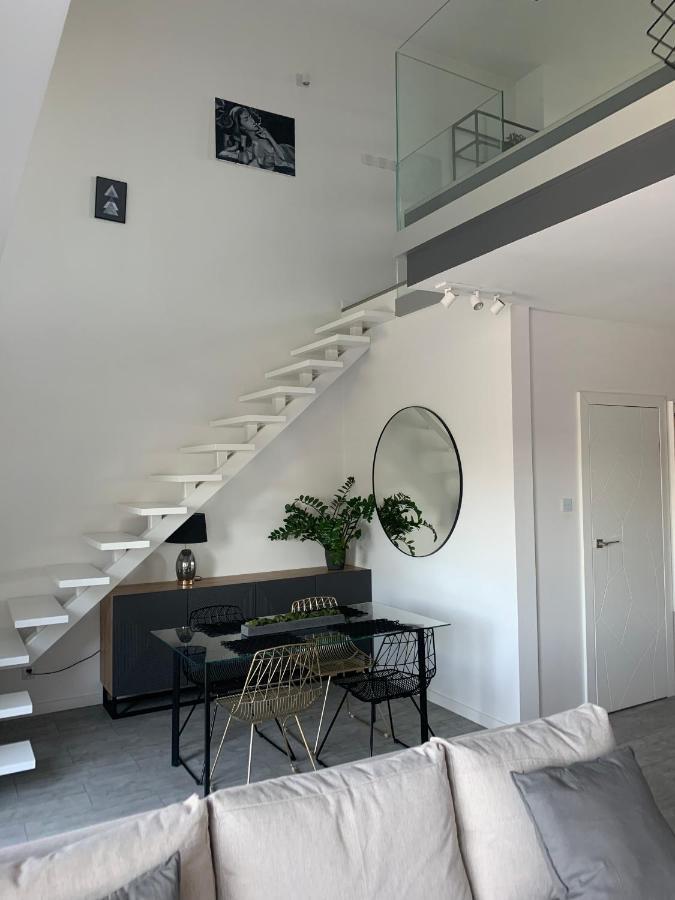 Ekskluzywny Penthouse Z Ogrodem W Centrum Lodzi Exteriér fotografie