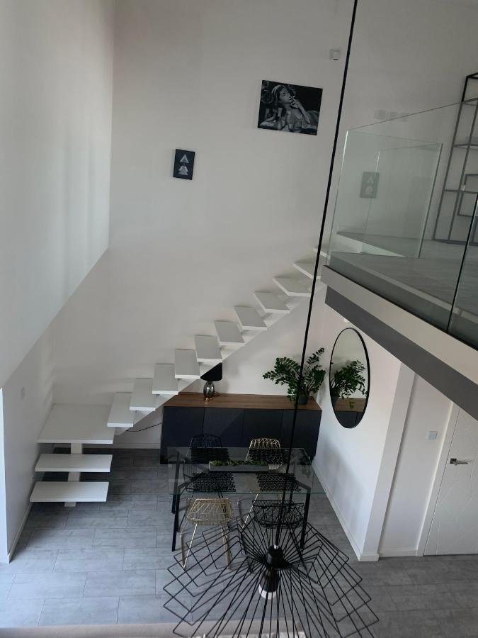 Ekskluzywny Penthouse Z Ogrodem W Centrum Lodzi Exteriér fotografie