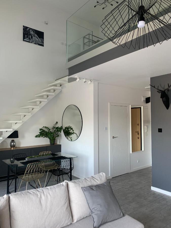 Ekskluzywny Penthouse Z Ogrodem W Centrum Lodzi Exteriér fotografie