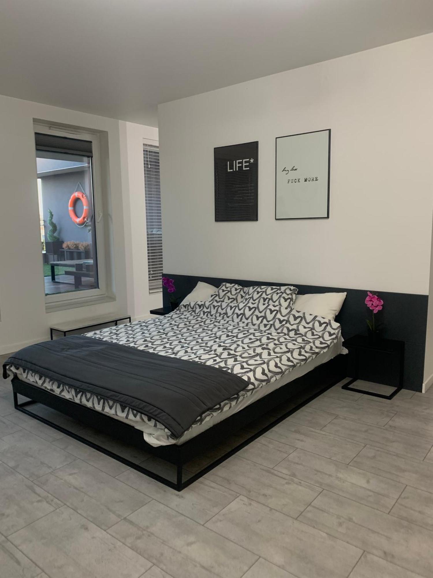 Ekskluzywny Penthouse Z Ogrodem W Centrum Lodzi Exteriér fotografie